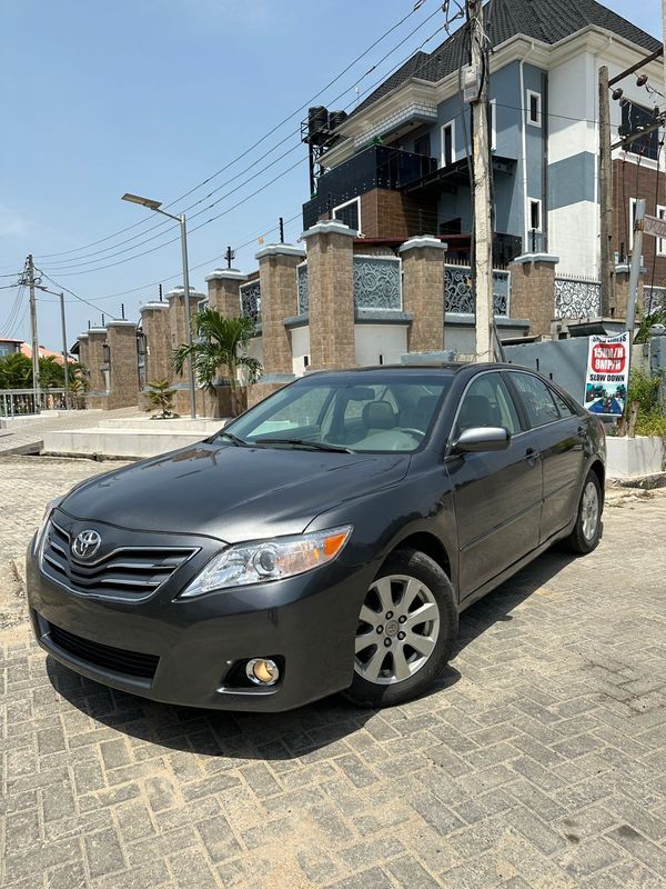Thumbnail 3 of 2008 Toyota Camry XLE